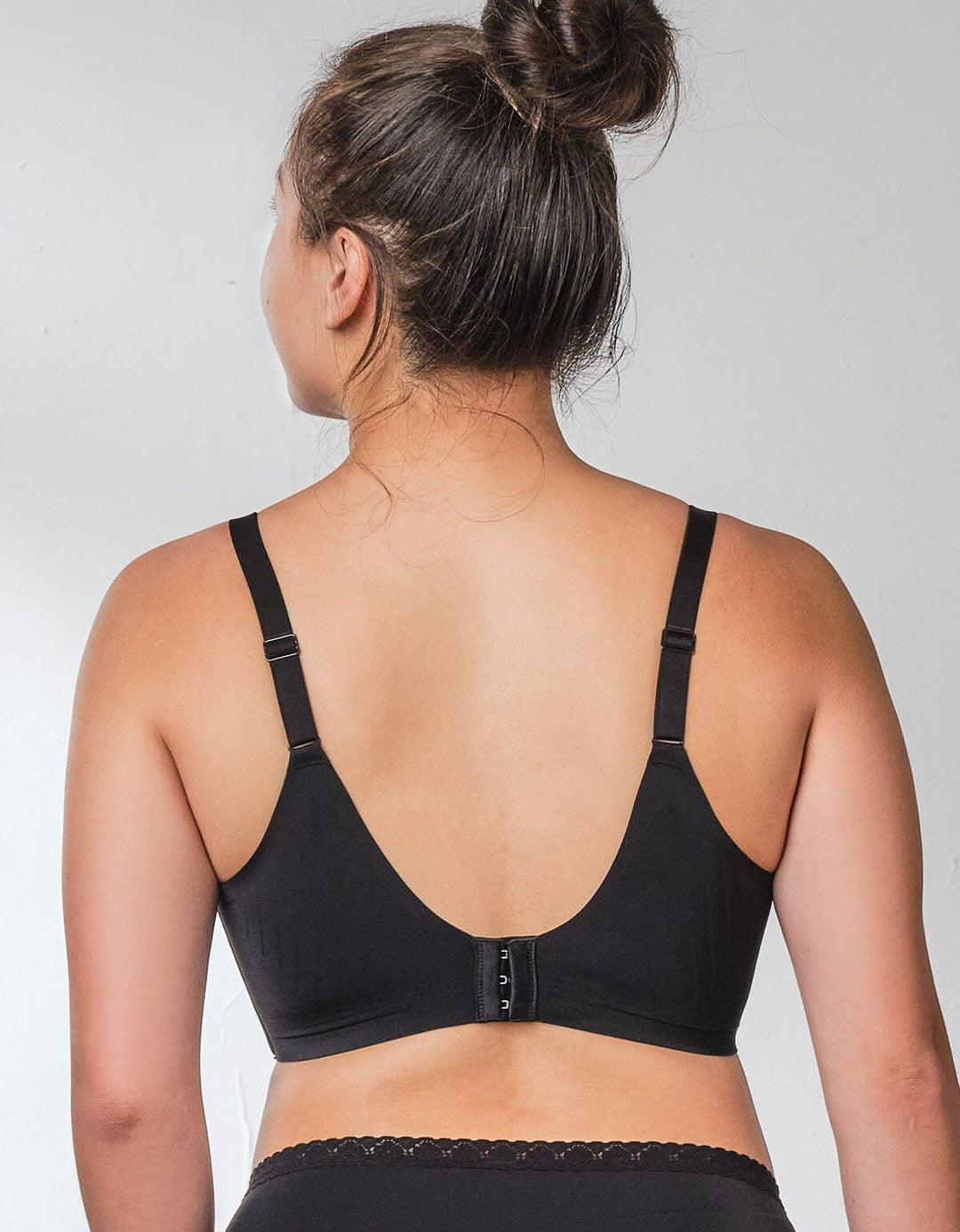 SOLUTION Mega Easy Fit REsiltech™ Wing Non Wired Lightly Lined Full Coverage Bra Bra Her own words 