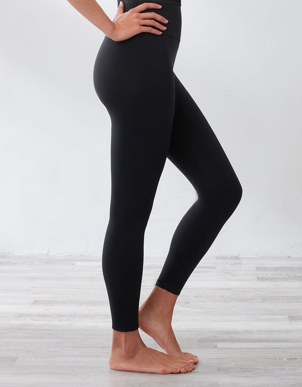 HOW- EFFORTLESS High-Waist UV Protection Full Length Sports Leggings Leggings Her own words SPORTS Black S 